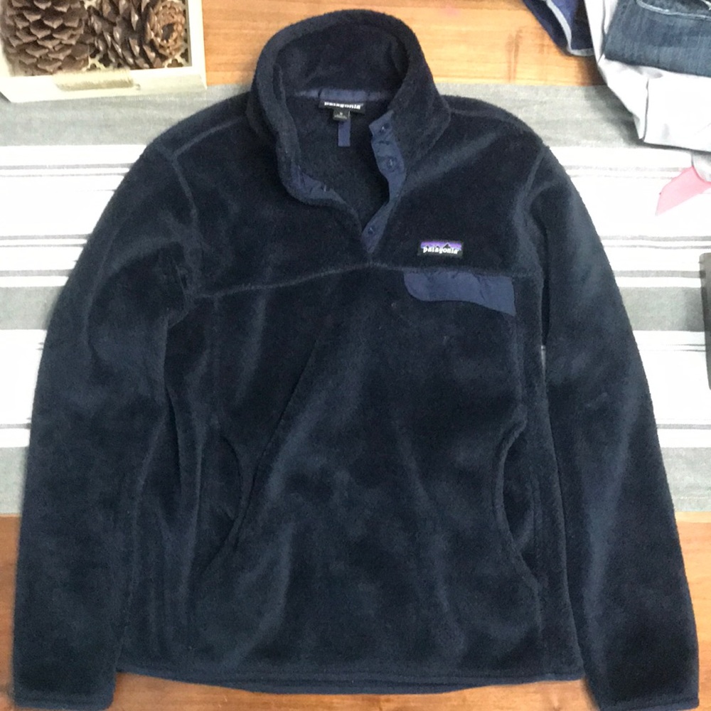Women’s Patagonia fleece pullover